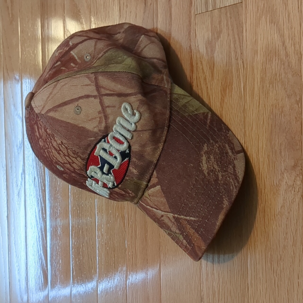 Git-R-Done Embroidered Camouflage Hat